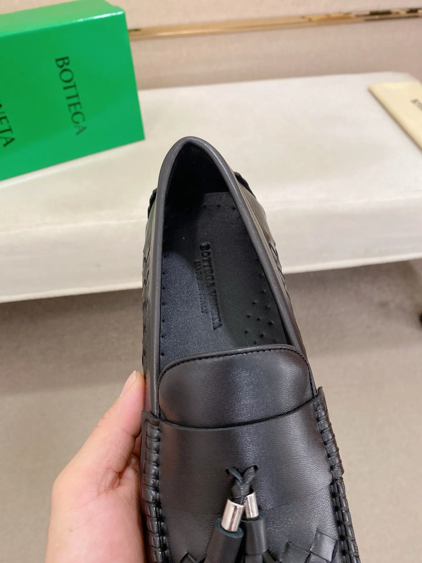 Men's shoes 💰 400💰 (Niu Li + Niu Pad) [BV] latest hot style‼ ️Casual men's shoes, uppers imported first-layer cowhide ➕Full imported cowhide lining✔️Exquisite workmanship, excellent foot feel, special rubber soles✔️, cool and fashionable, the latest fashion, fashionable outsole, hurry up. Code number: 38-44 (can be customized to 37.45, non-refundable)